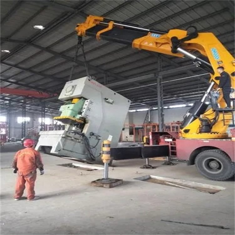 涡阳县80吨折臂吊车出租附近电话